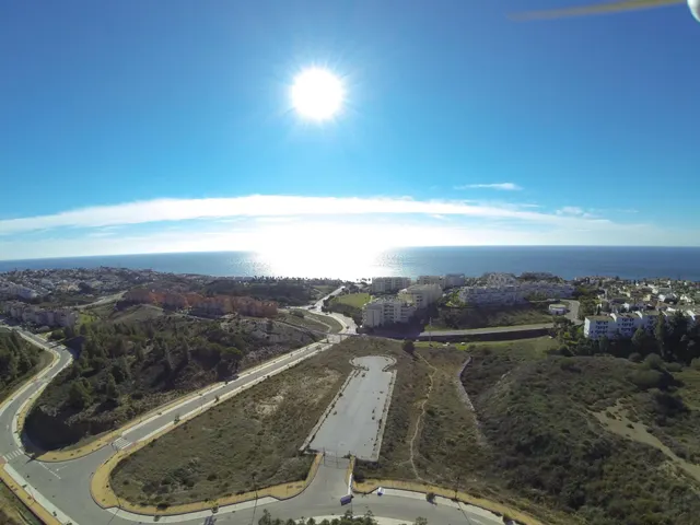 APARTAMENTOS Y ÁTICOS PARA DISFRUTAR DE SUS VISTAS AL MAR Y ZONAS COMUNES, MUY CERCA DE LA PLAYA !!! — 15