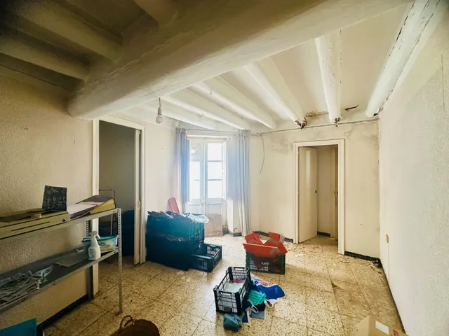 Preciosa casa de pueblo esquinera en Godall — 6