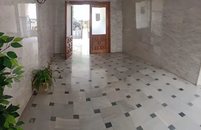 OPORTUNIDAD.  EN MACAEL ( ALMERÍA ).VENTA DE PISO CON PISCINA Y ASCENSOR, EN EL  CENTRO DEL PUEBLO. — 3