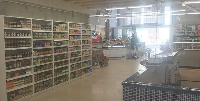Oportunidad de Traspaso: Supermercado en Sant Jaume dels Domenys — 5
