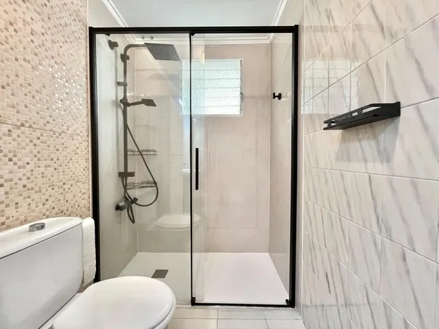 Bungalow con terraza, Alicante, Torrevieja. 2 habitaciones, 61 m2, 450 metros del mar — 24