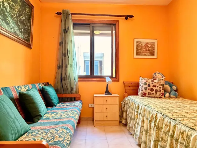 Terraza, piscinas y playa: tu nuevo hogar en Arinaga, con garaje y trastero — 16