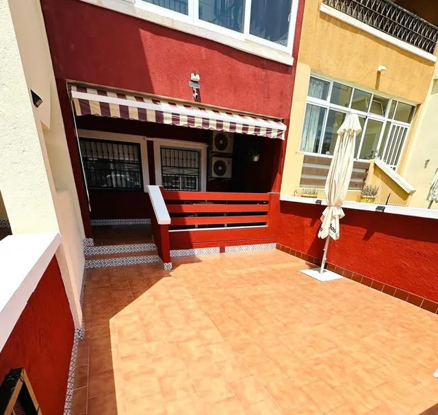 Bungalow de planta baja con terraza, orientación sur en Dream Hills, Los Altos (Orihuela Costa) — 12