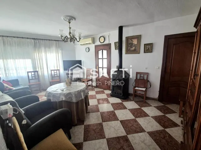 Casa en planta baja de esquina en Montijo: Terraza/Azotea co - foto 4