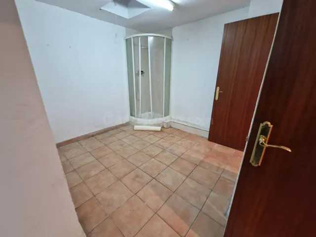 Local comercial 140m² en venta - Centro - foto 3