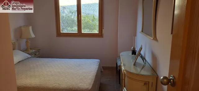 CASA DE DOS PLANTAS EN SELLA CON BUARDILLA — 19