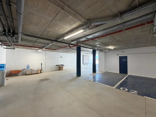 Bajo SUROESTE con altura de primera con terraza y jardín con vista al Mar — 21