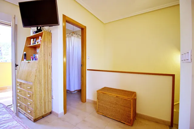 Adosado tipo triplex en Guardamar del Segura. — 22