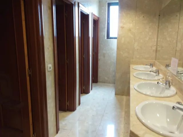 ESTUPENDA OFICINA EN VENTA CAZOÑA ALISAL — 10