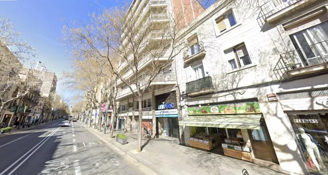 Venta piso en Barcelona - foto 2