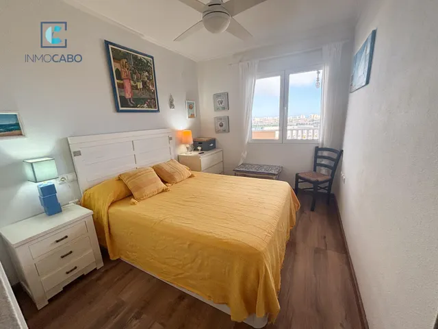 Apartamento con vistas al mar y la montaña en Cala Flores — 9