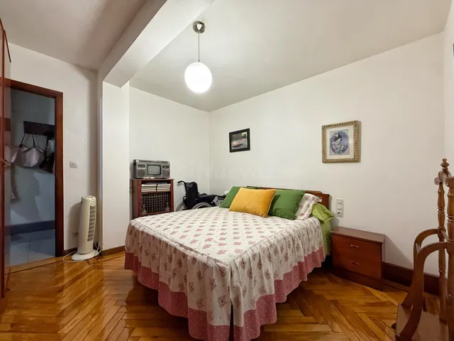 Piso 5 habitaciones 116m² en venta - Zona Plaza de Barcelos - foto 5