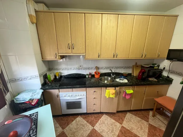 BONITO PISO CENTRICO A LA VENTA EN ADRA - foto 4