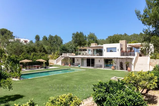 Casa-Chalet en Venta en Santa Eularia Des Riu Baleares - foto 2