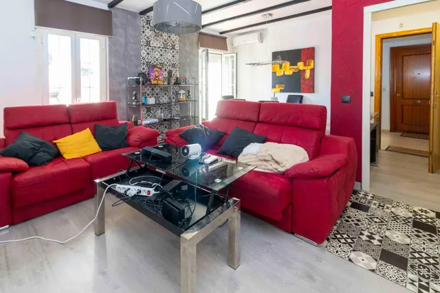 PISO CON ENCANTO EN EL CASCO ANTIGUO — 10