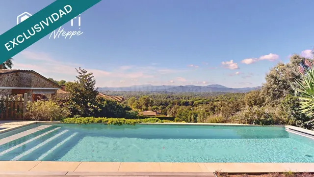 DELUXE CHALET ATEMPORAL - MODERNO