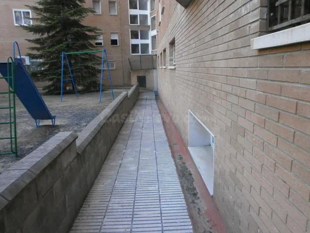 Local comercial en Venta en Tarragona Tarragona — 13
