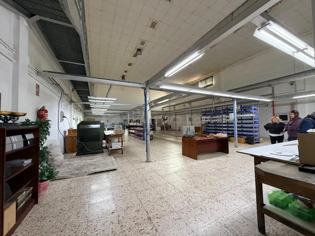 ALQUILER DE NAVE INDUSTRIAL EN CARRúS — 2