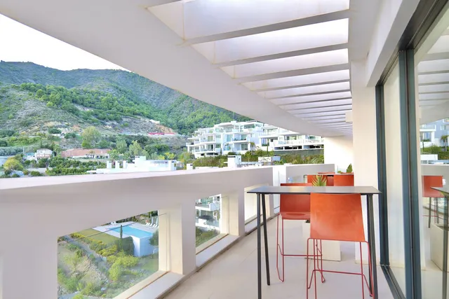 Apartamento 3 habitaciones 153m² en venta - Ojen pueblo — 41
