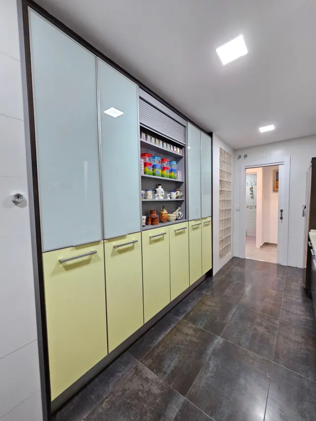 EN ALQUILER FABULOSO PISO-ATICO DE 3 DORMITORIOS + 2 BAÑOS,EN ALMERIA CAPITAL, ZONA AVDA.MEDITERRANEO Y CARREFOUR — 28