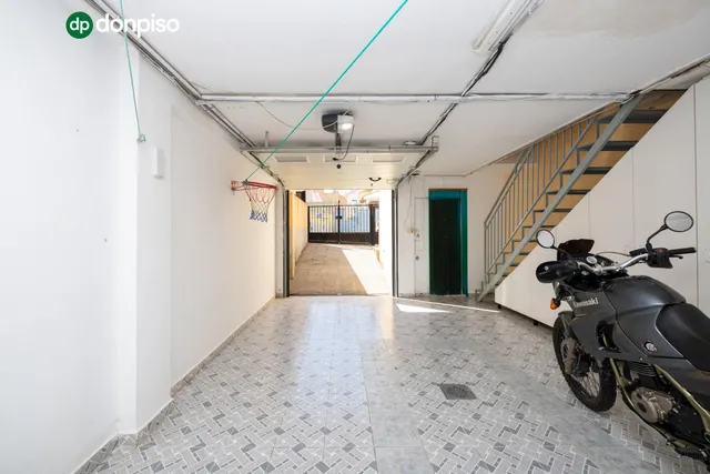 AMPLIA Y PRECIOSA CASA LISTA PARA ENTRAR A VIVIR!! — 25