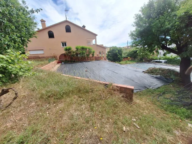 ¡OPORTUNIDAD ÚNICA EN AIRESOL! TERRENO IDEAL PARA LA CASA DE