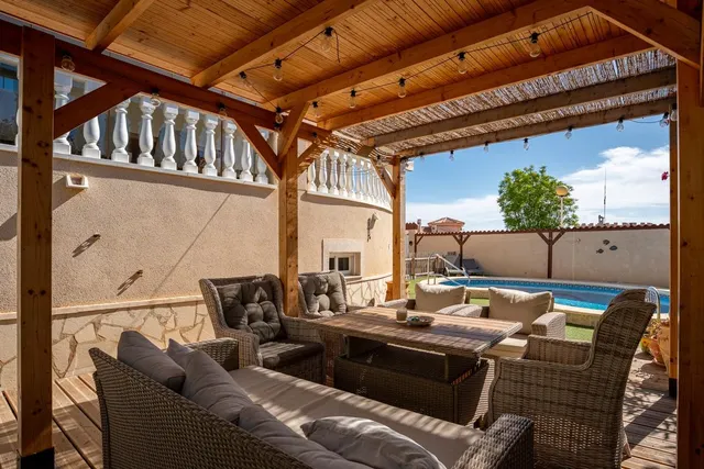 Villa unifamiliar de 5 dormitorios en Ciudad Quesada — 9