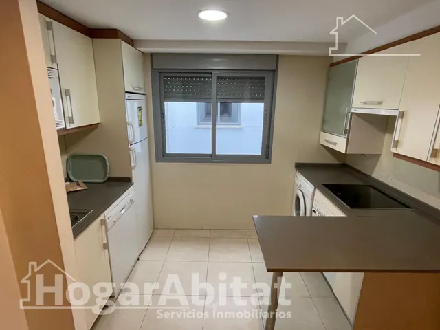 EN RESIDENCIAL CON PISCINA, GARAJE Y TERRAZA JUNTO A LA PLAYA — 6