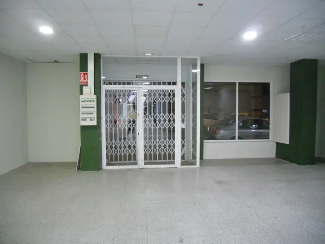 LOCAL EN UNA UBICACIÓN INMEJORABLE — 8