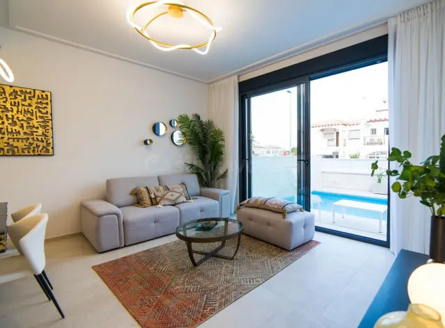 Duplex con solarium, BBQ y piscina privada - foto 4