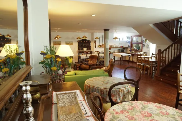 Encantador Hotel Rural en Venta en El Bierzo - foto 3