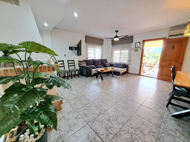 Chalet con piscina, vistas impresionantes y parcela de 1.600 m2 en la barraca d’aigües vives — 28