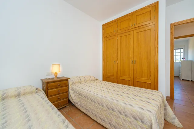 Villa exclusiva en La Nucía | parcela de 3.947 m2, piscina privada y amplias zonas de ocio — 33