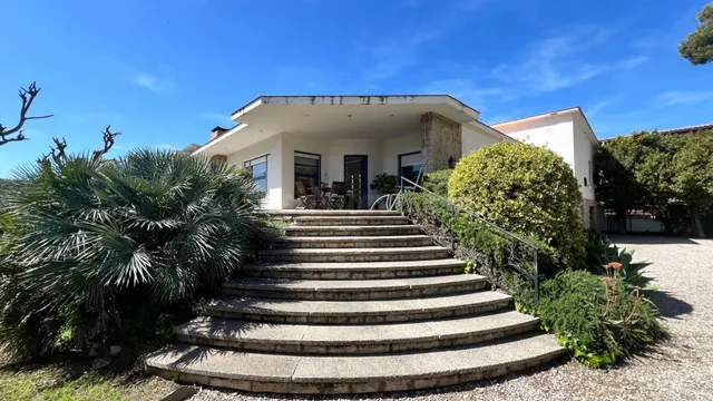 SE VENDE VIVIENDA UNIFAMILIAR AISLADA EN CALLE ACAPULCO DEL  - foto 2