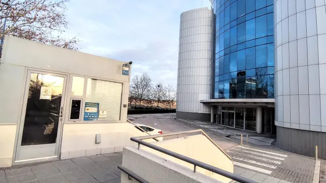 Loft ático con terraza privada de 30 m2, garaje y trastero — 7