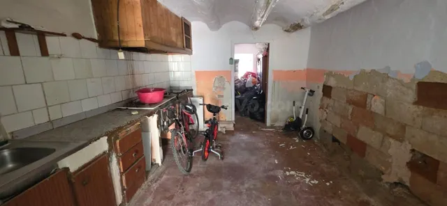 Casa de Pueblo para Reformar en el Centro de El Perelló - foto 3