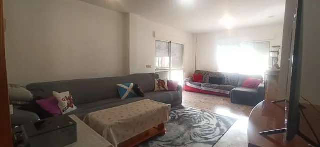 CHALET INDEPENDIENTE CON PARCELA URBANA. IDEAL INVERSORES. — 18