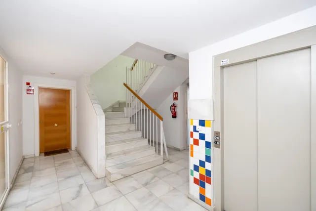 **Piso en venta en Carretera de la Sierra - Oportunidad única** — 6