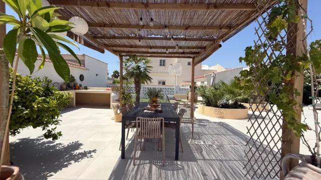 Villa 3 habitaciones 151m² en venta - La Siesta - El Salado - Torreta — 28