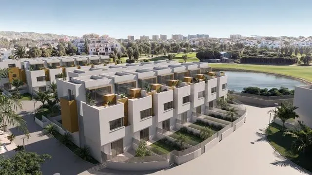 PISO EN VENTA EN ROQUETAS DE MAR, ALMERÍA - foto 3