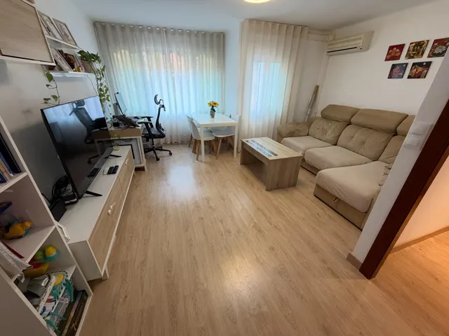 Piso CON ASCENSOR de 2 hab. (antes 3) completamente exterior reformado — 30