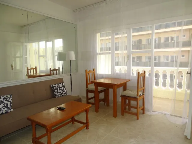 Estudio con encanto en La Carihuela, Torremolinos, — 4