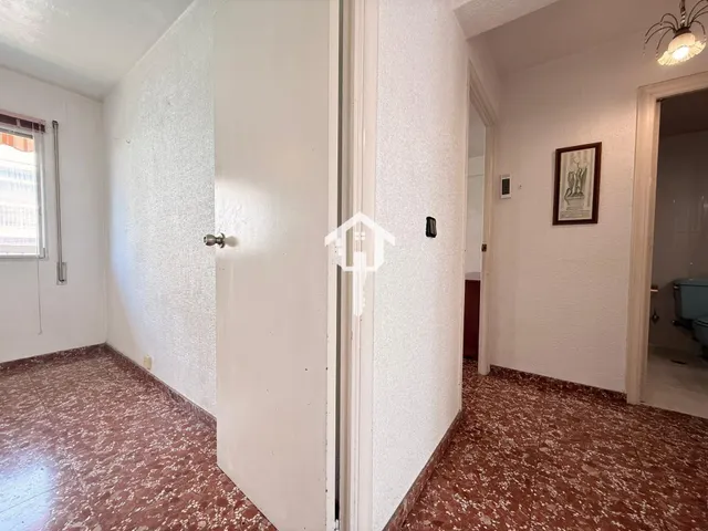 Piso en venta en Alicante. 85m2, 3 habitaciones, 1 baño con bañera, tercera planta con ascensor. zona de campoamor — 14