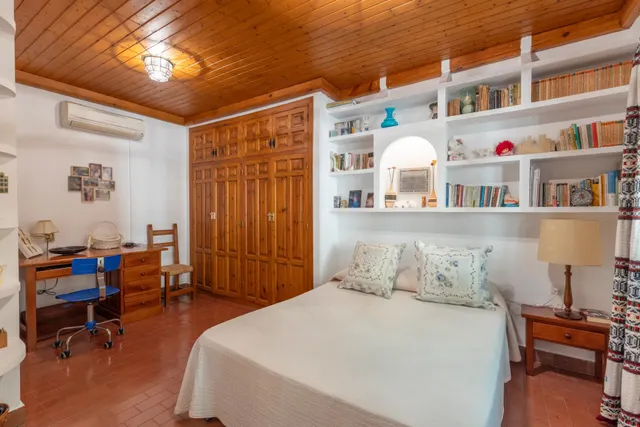 Impresionante chalet en Los Rebites!!! Con 1667 M2 de parcela. — 41