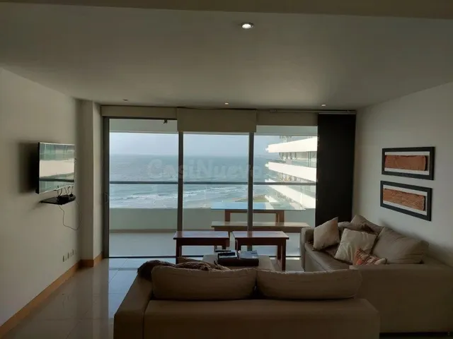 SE VENDE APARTAMENTO EN EL BARRIO CRESPO - foto 2