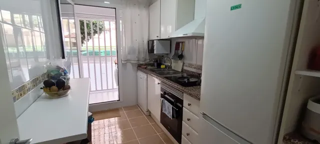 ¡OPORTUNIDAD! APARTAMENTO DE 2 DORMITORIOS Y 2 BAÑOS CON GRAN TERRAZA, BALCÓN Y PISCINA CERCA DEL MAR — 14