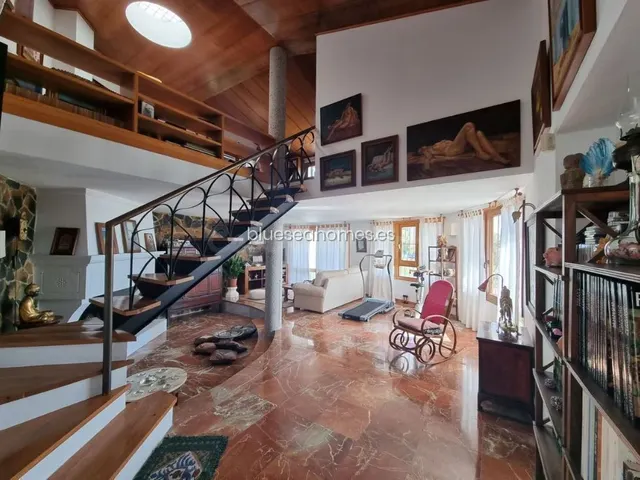 Venta de villa con cuatro dormitorios en Torremolinos, Málag - foto 5