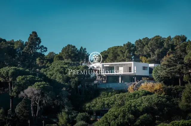Obra Nueva en construcción en Premià de Dalt con vistas mar 