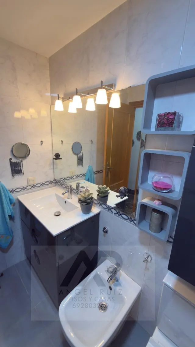 Piso de lujo junto al hospital de Mérida — 30