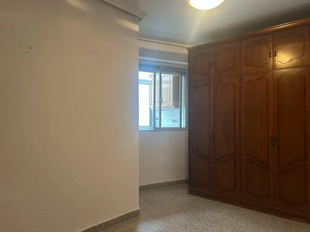 Ref. 8546 SALICO ofrece gran vivienda en Olivereta con plaza de aparcamiento — 32